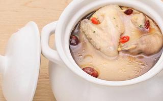 鸽子汤里面可以放什么 煲鸽子汤需要哪些配料