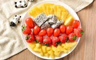 草莓菠萝蜜能一起吃吗 菠萝蜜和草莓一起吃有什么好处