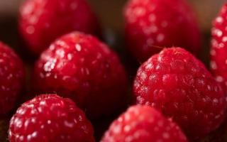 草莓对孕妇有什么好处 孕妇吃草莓有什么作用