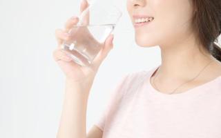 喝水太少会发胖吗 减肥期间喝水少可以吗