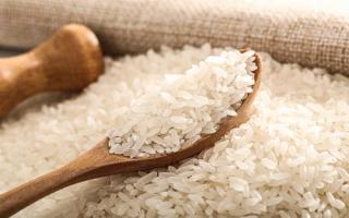 大米受潮变黄还能吃吗 如何存放大米防止受潮