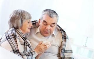老人高血压该怎么办 老人血压高吃什么食物