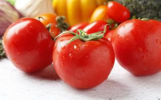 吃西红柿会拉肚子吗 吃西红柿为什么会拉肚子