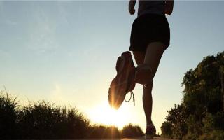 如何正确做热身活动 跑步前正确热身