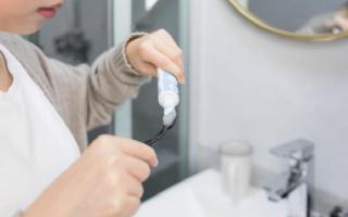 洁牙后能用电动牙刷吗 洗牙后多久可以刷牙