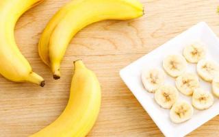 香蕉和冰糖一起蒸能止咳吗 香蕉炖冰糖的做法