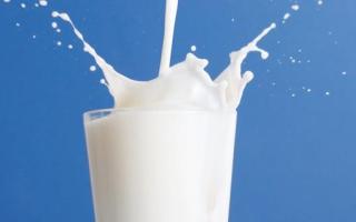 鲜牛奶什么时候喝最好 喝牛奶长高的最佳时间