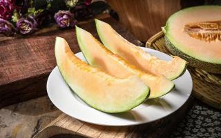 哈密瓜是热带水果吗 哈密瓜什么时候最便宜