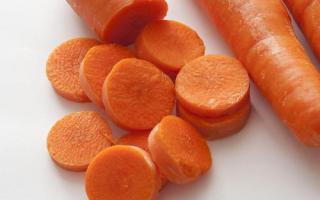 吃胡萝卜有什么好处 胡萝卜和什么一起吃最好