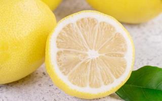 柠檬怎么挑选好 喝柠檬水有什么好处