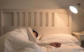 为什么晚上睡觉会磨牙 8个因素你得注意