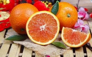 盐蒸橙子有什么作用与功效 盐蒸橙子什么人不能吃