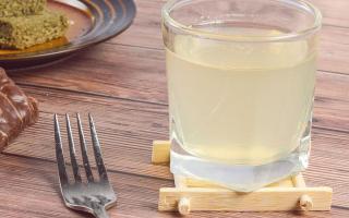 蜂蜜水是碱性的吗 喝蜂蜜水可以解酒吗