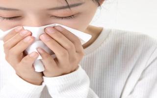 病毒性感冒怎么引起的 病毒性感冒吃什么药效果好