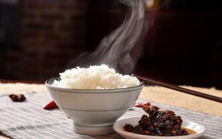 米饭煮太软了怎么办 煮米饭用热水还是冷水