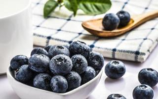 蓝莓吃多了会拉肚子吗 吃蓝莓拉肚子怎么办