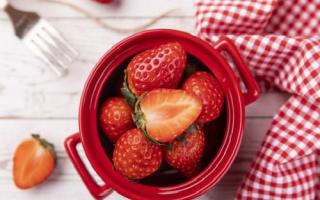草莓不能跟什么一起吃 草莓什么时候吃最好